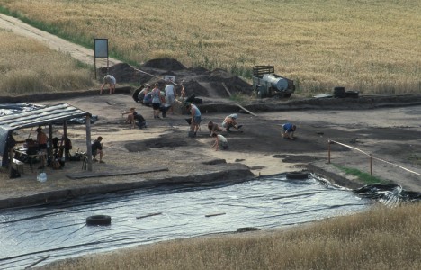 Click to zoom the picture.